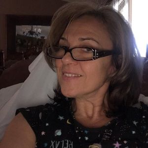 Meet your Posher, Ivana